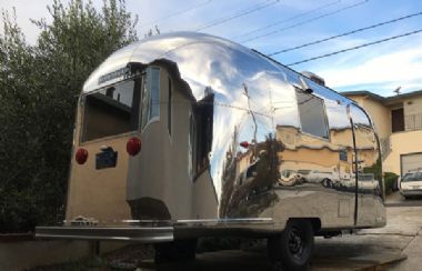 AIRSTREAM ALUMINUM EXTERIOR